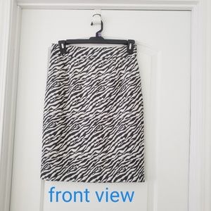 3/$20 Calvin Klein Zebra print pencil skirt sz 8